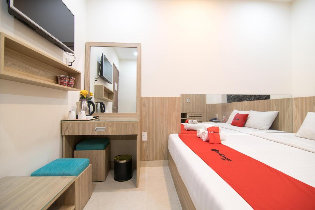 Love Hotel Tran Binh Trong Binh Thanh Хошимин Экстерьер фото