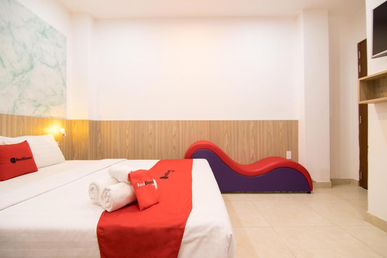 Love Hotel Tran Binh Trong Binh Thanh Хошимин Экстерьер фото